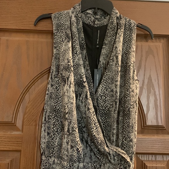 NWT- Walter Baxter Fully Lined Rayon Jumpsuit- No Sleeves- XS- Grey and Black - Picture 2 of 6